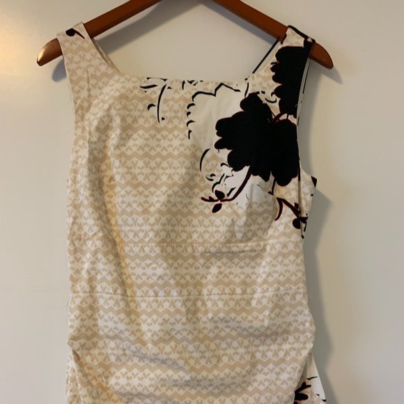 Le Chateau Floral Print Dress - Picture 8 of 12